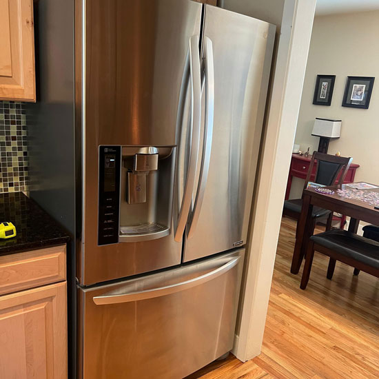 Refrigerator